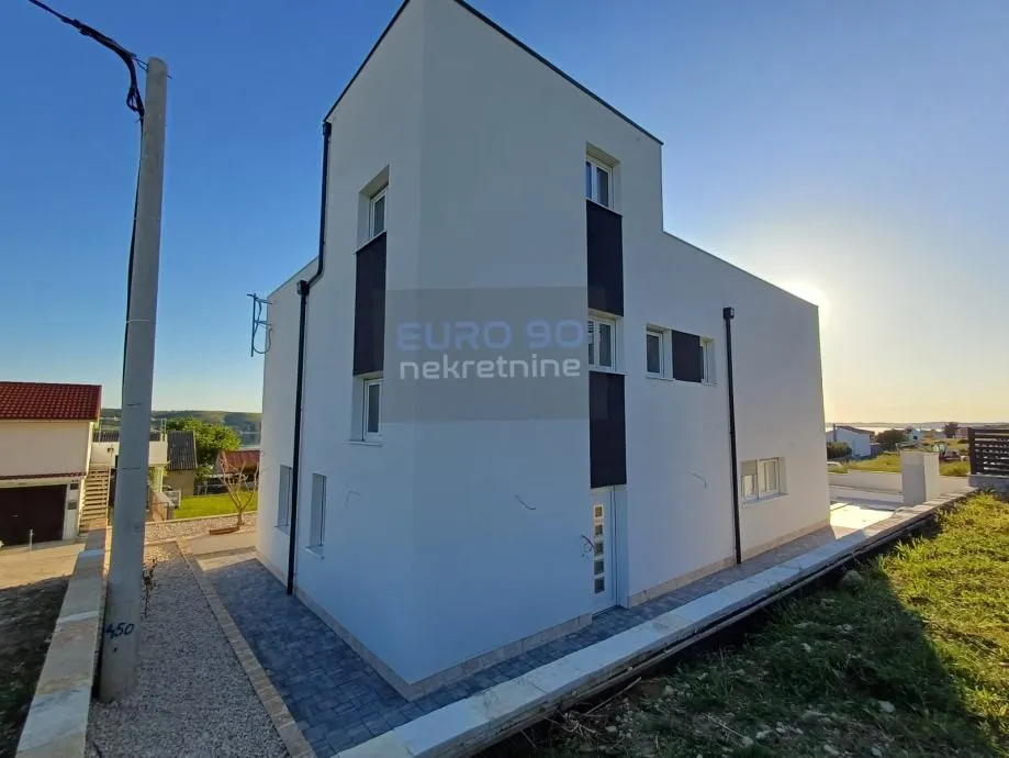 rtina-nova luksuzna villa s bazenom i panoramskim pogledom na more - slika 6
