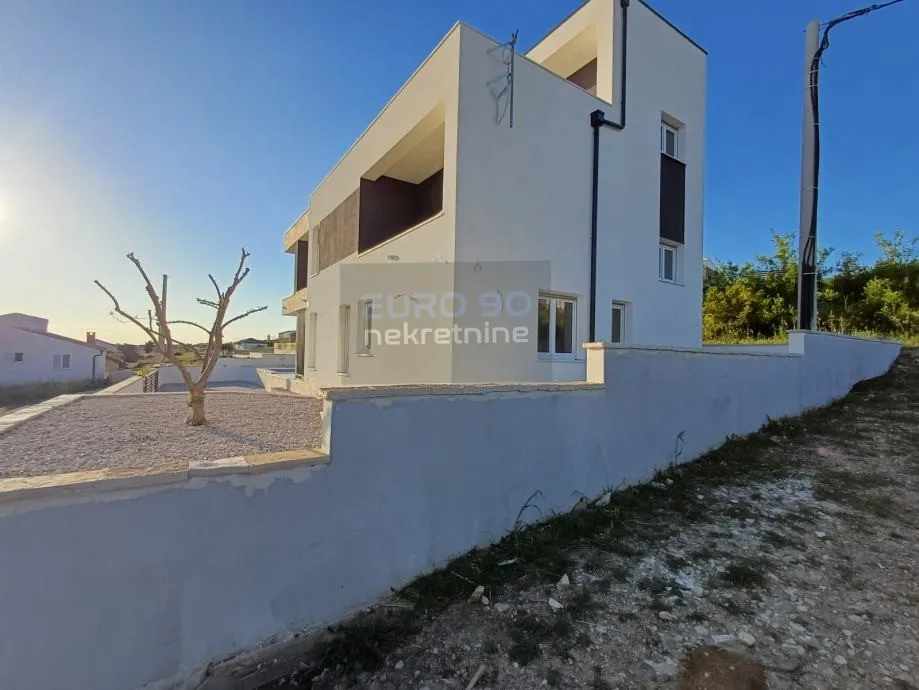 rtina-nova luksuzna villa s bazenom i panoramskim pogledom na more - slika 8