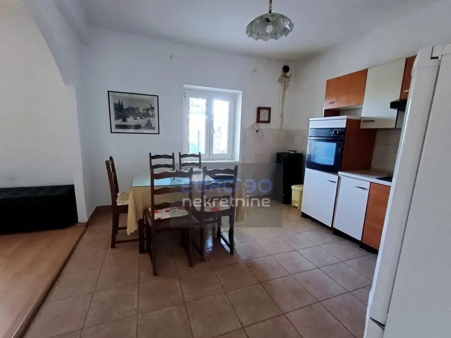 rtina-obiteljska kuća u samom centru mjesta s pogledom na more - slika 17