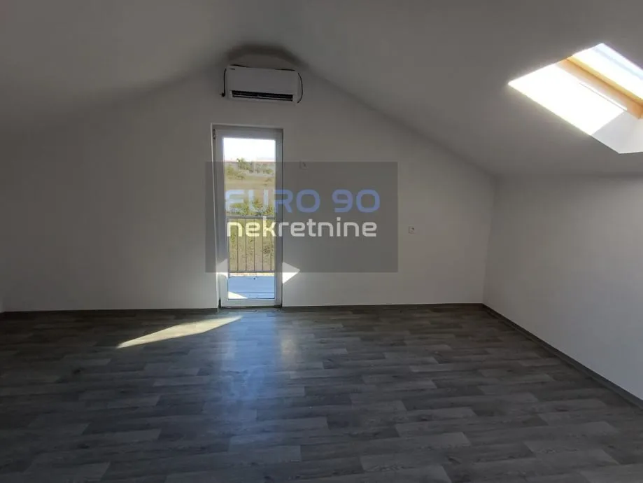 rtina- velika kuća s 12 apartmana, 1.red do mora i prekrasne plaže - slika 25