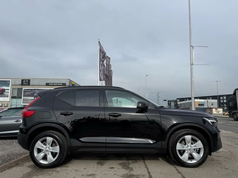 volvo xc40 b3 automatik °virtual°navi°led°kamera°leasing bez učešća° - slika 5