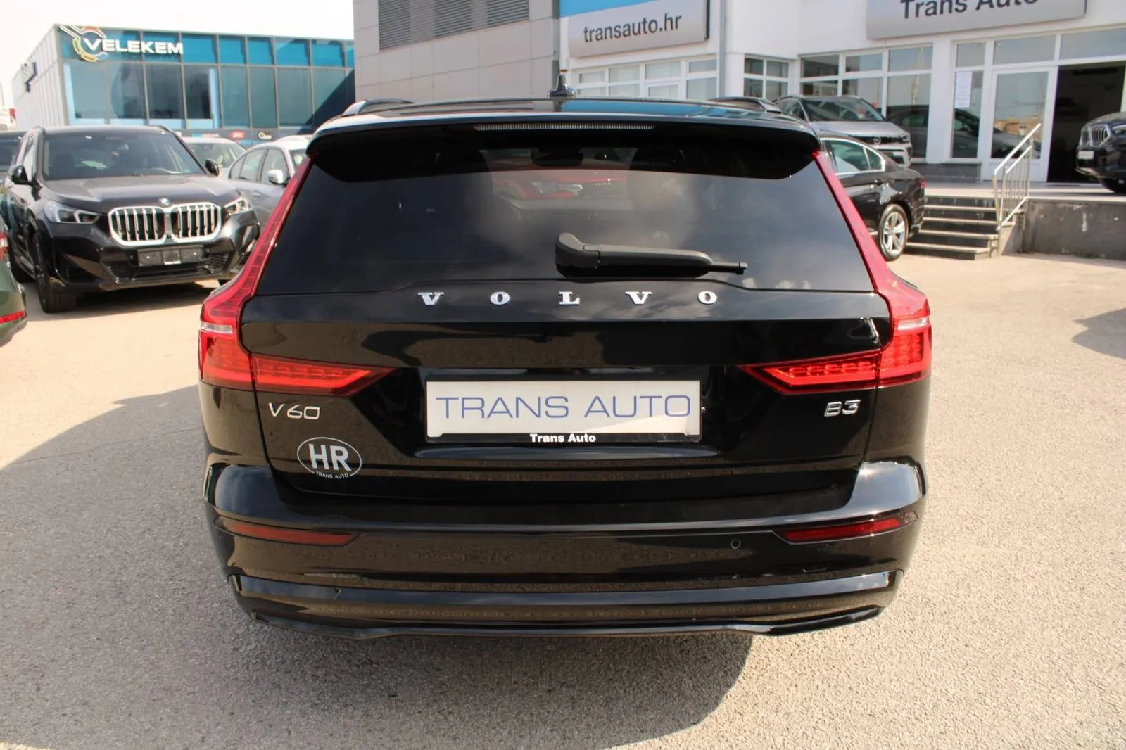 volvo v60 b3 automatik dark plus *led, navigacija, kamera* - slika 6