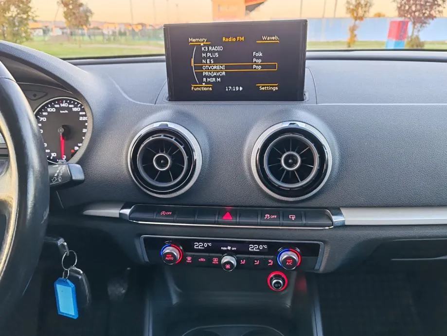 audi a3 1,6 tdi , 2015 g. 197000 km kartice 24/36 rata - slika 16