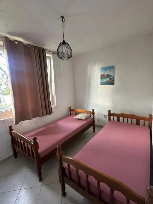 poreč okolica - kučica sa gospodarskom zgradom na prodaji (prodaja) - slika 9