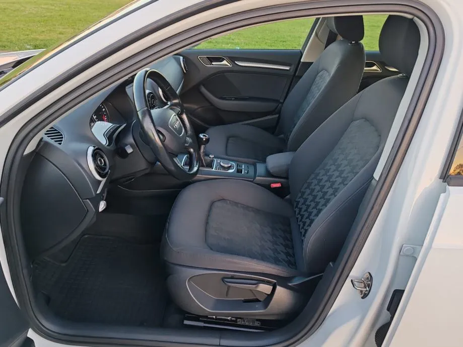 audi a3 1,6 tdi , 2015 g. 197000 km kartice 24/36 rata - slika 9