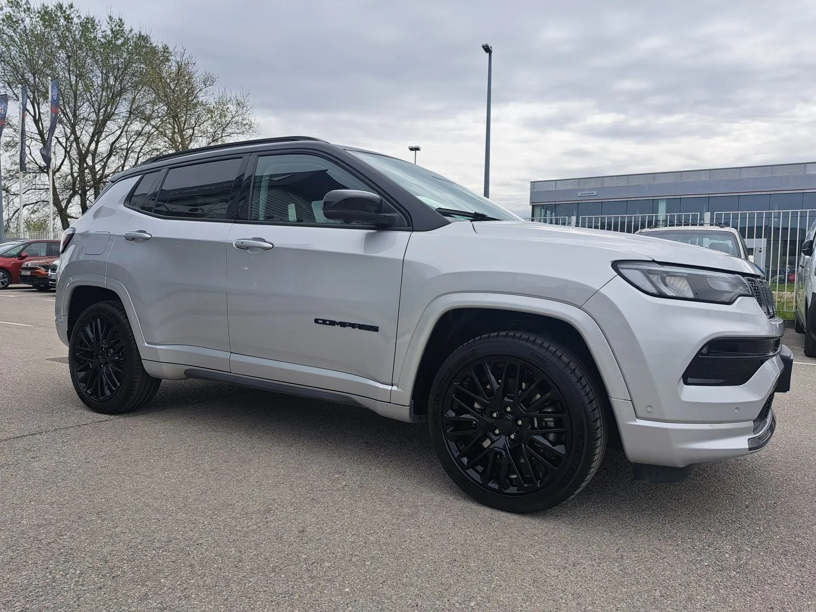 jeep compass mca 1.3 gse (180 ks) phev 4xe s - slika 5