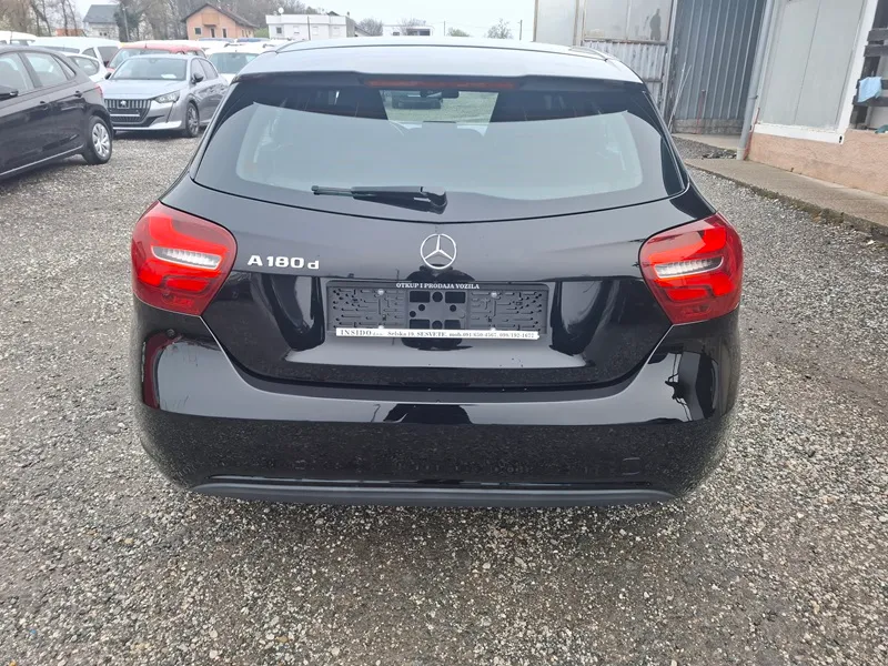 mercedes a klasa 180d*automatik*klima*park.kamera - slika 5
