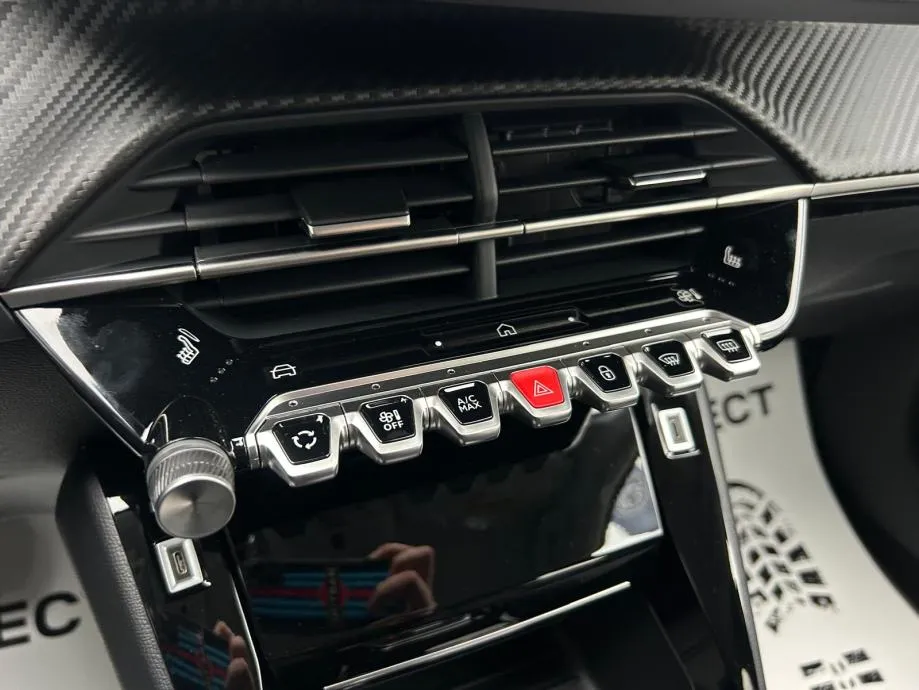 peugeot 208 allure hybrid 110 e-dcs6 - slika 17