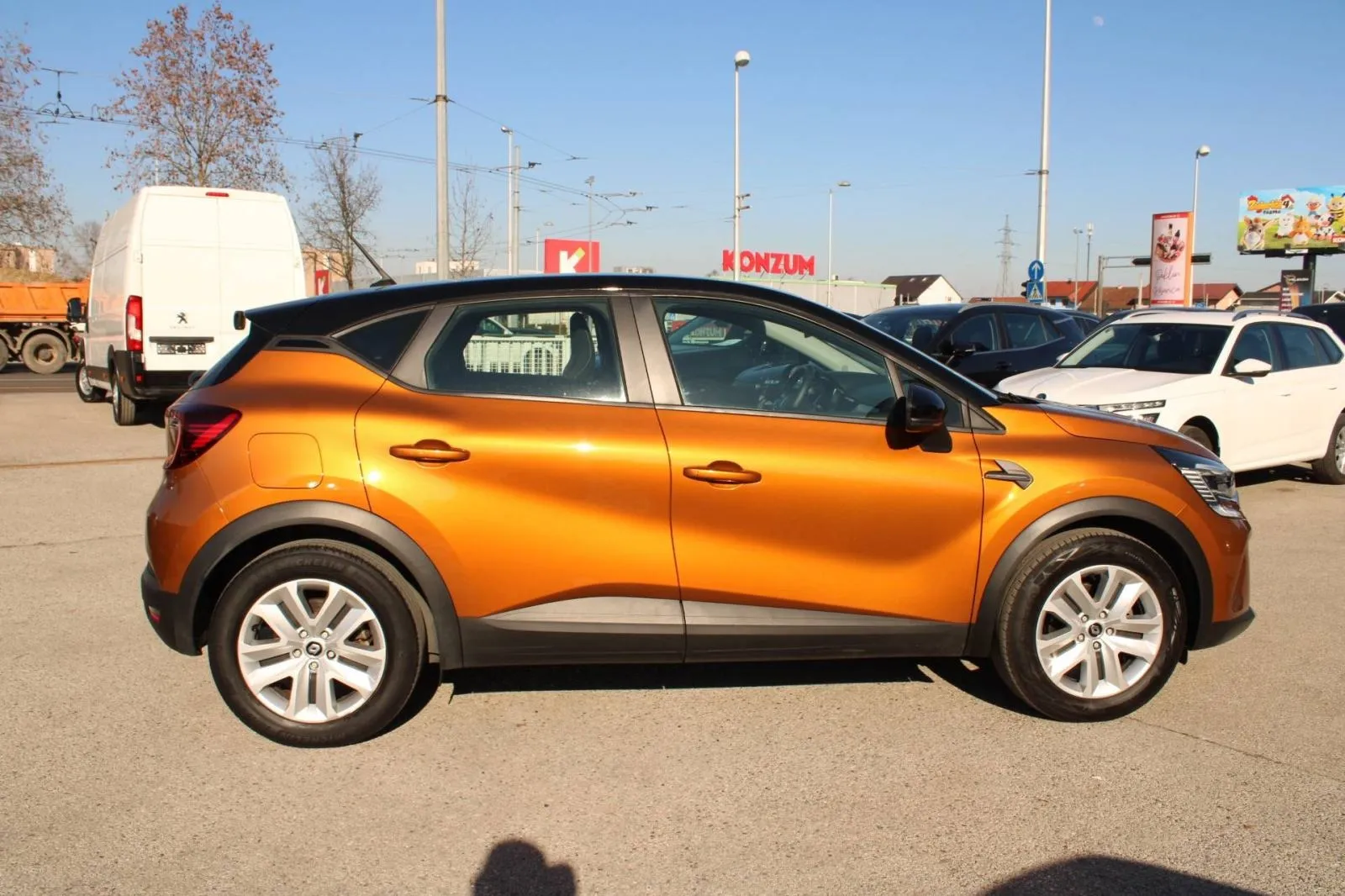 renault captur 1.6 e-tech 160 automatik *led, kamera* - slika 4