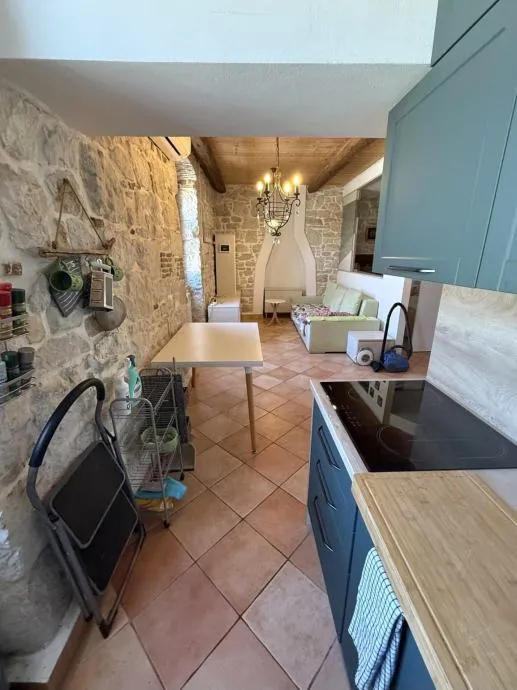 funtana-stan 300 m od mora za 139000 eura-prilika (prodaja) - slika 4