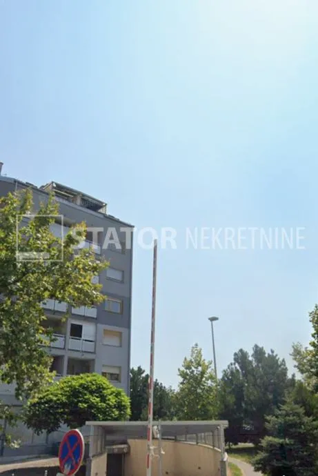 Garaža: Zagreb (Ravnice), 18 m2, IV MAKSIMIRSKO NASELJE