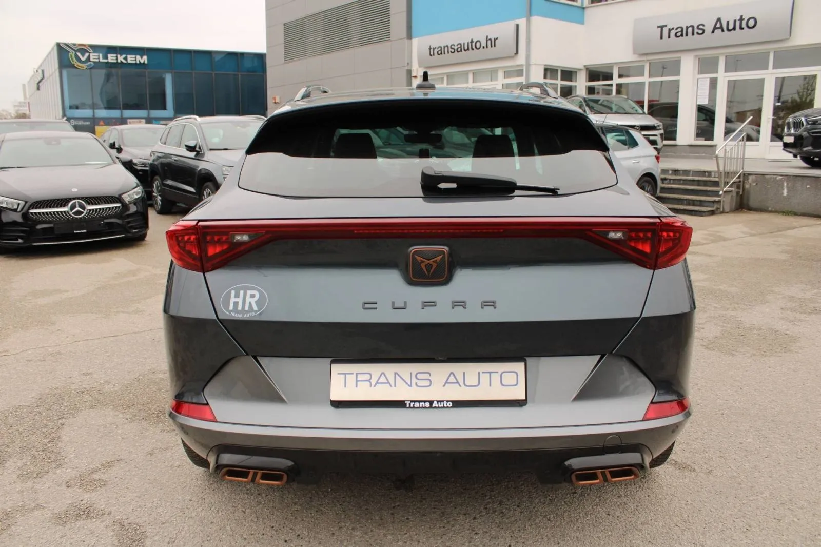 cupra formentor 1.4 e-hybrid dsg *led, navigacija, kamera* - slika 6