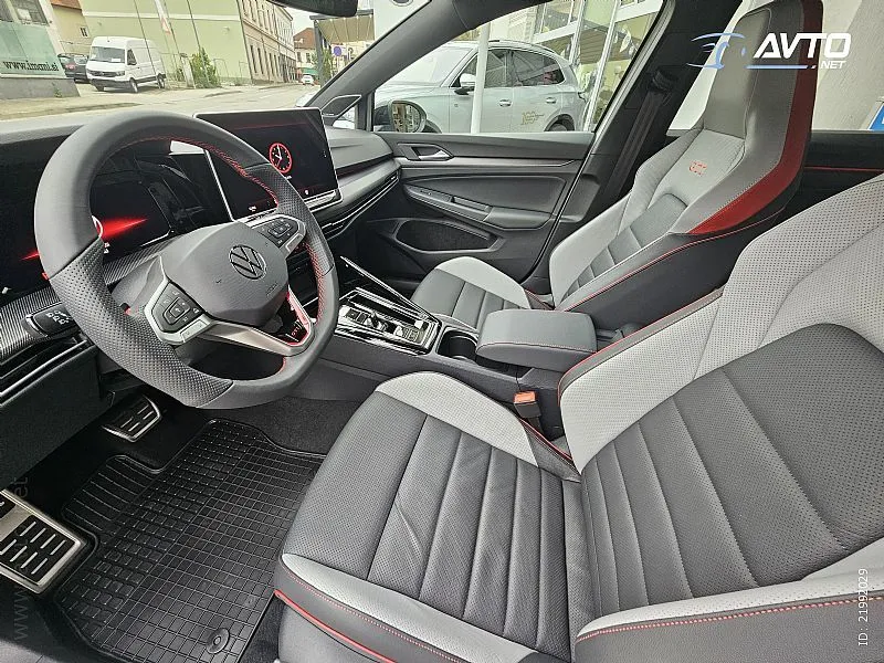 volkswagen golf 2.0 tsi gti dsg 195kw - slika 3
