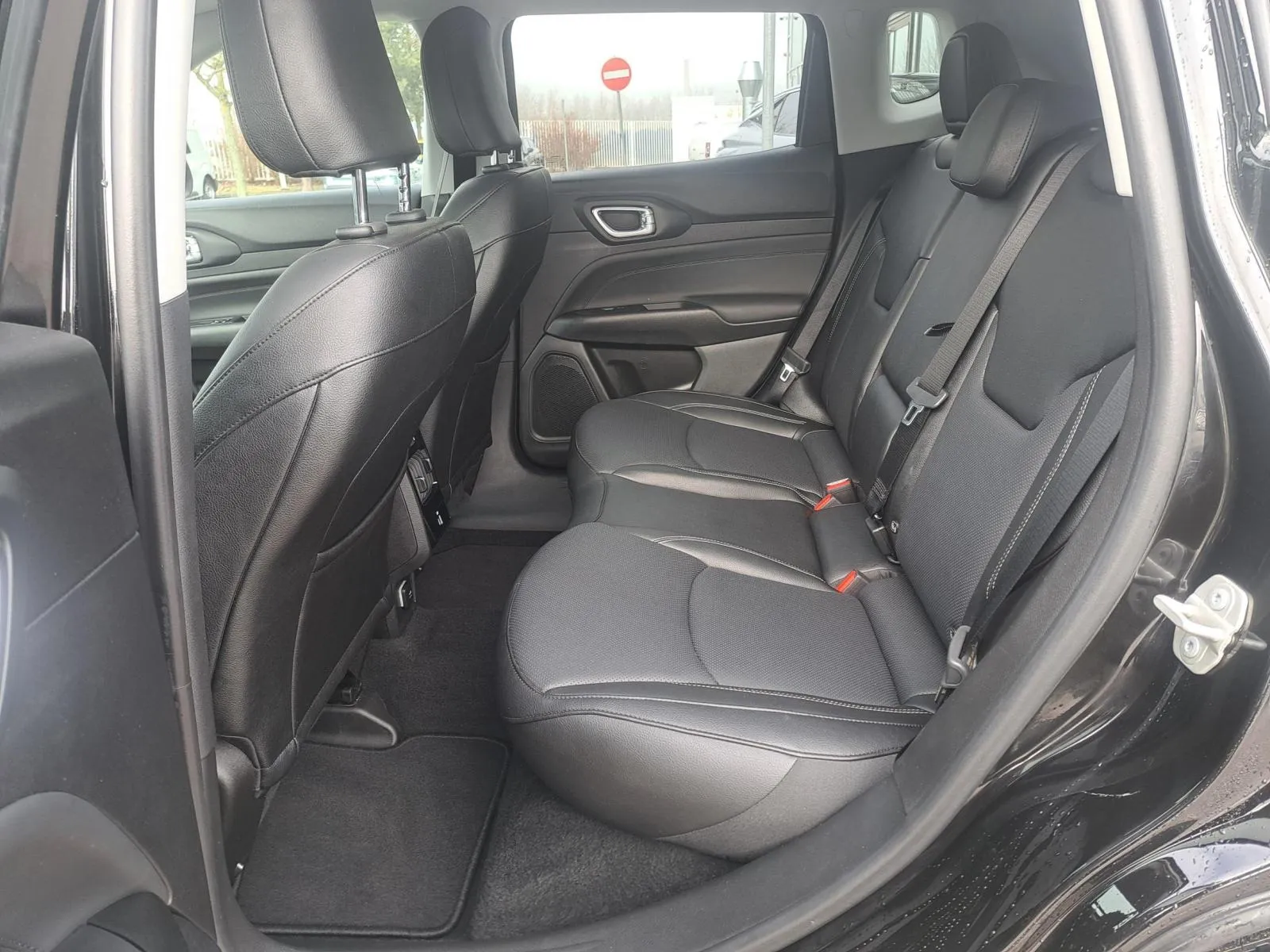 jeep compass 1.5 e-hybrid 130 dct fwd summit - slika 14