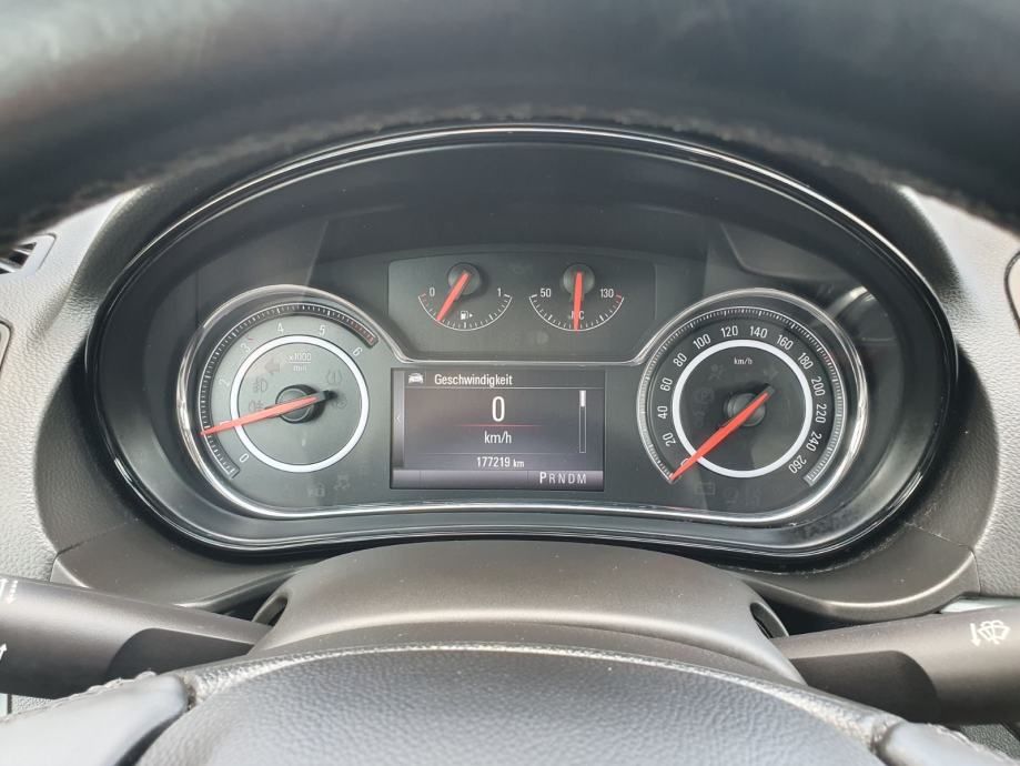 opel insignia 1,6 cdti, automatik, 2015 god, 177000 km, kartice - slika 13