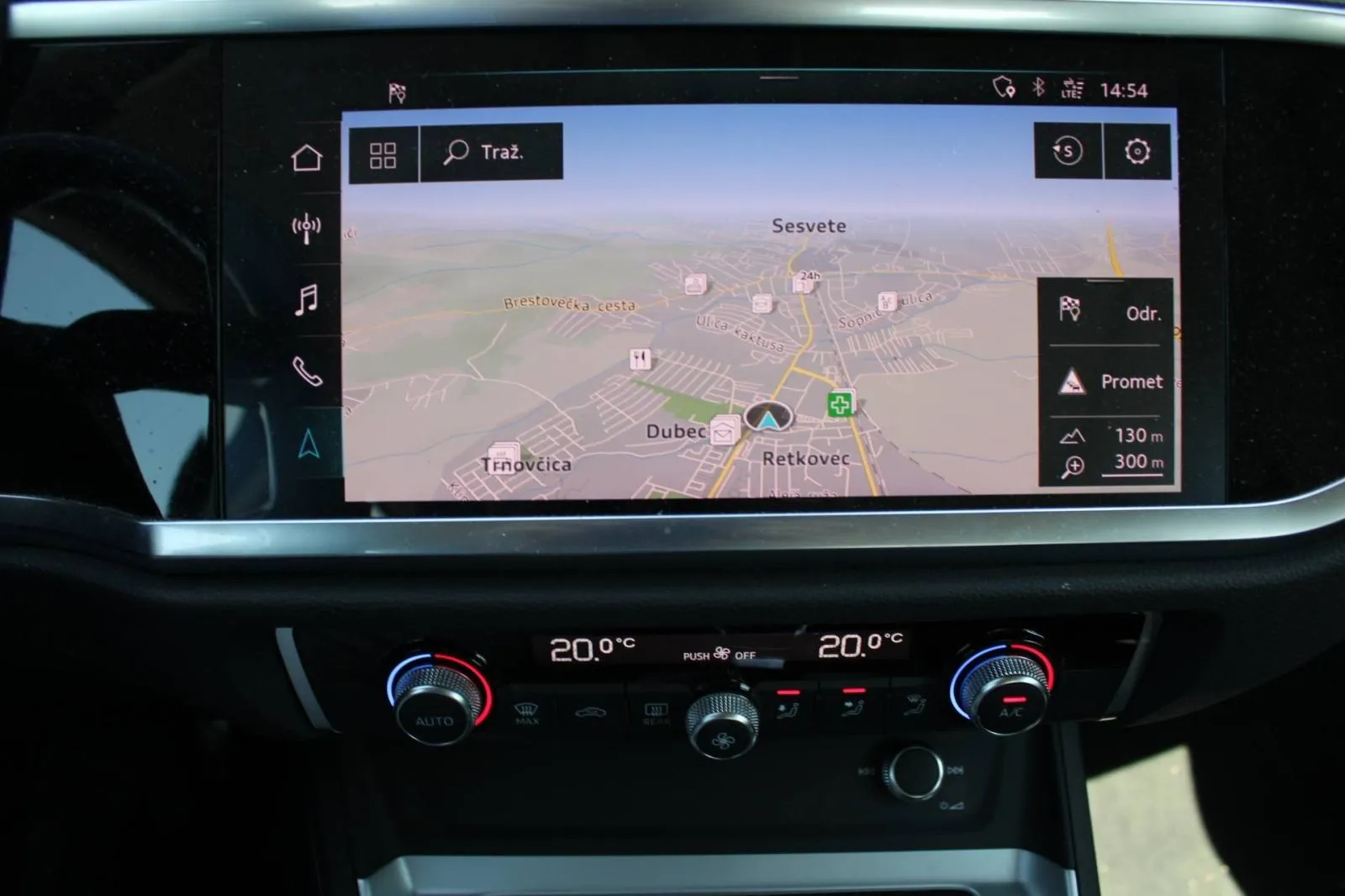 audi q3 35 tfsi automatik *panorama, led, navigacija, kamera* - slika 17