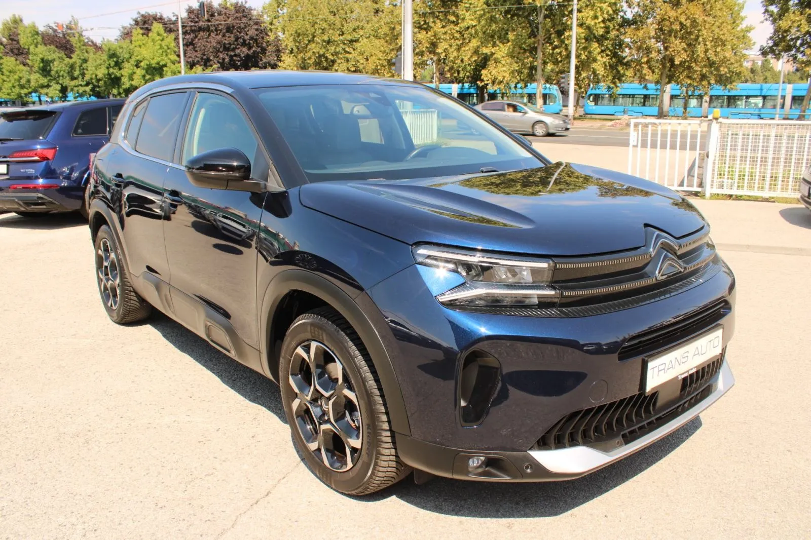 citroën c5 aircross 1.2 130 s&s automatik feel pack *led, kamera* - slika 3