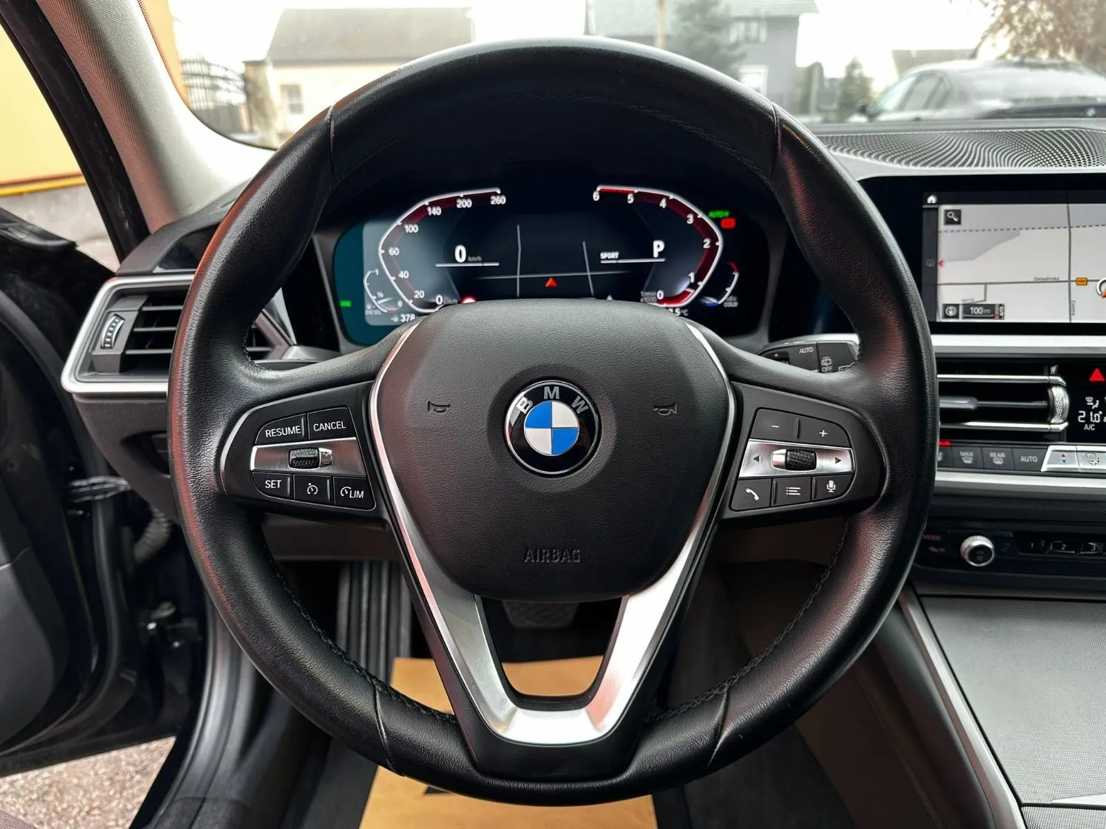 bmw serija 3 touring 318d automatik•2021.g.•tempomat•navi• - slika 19