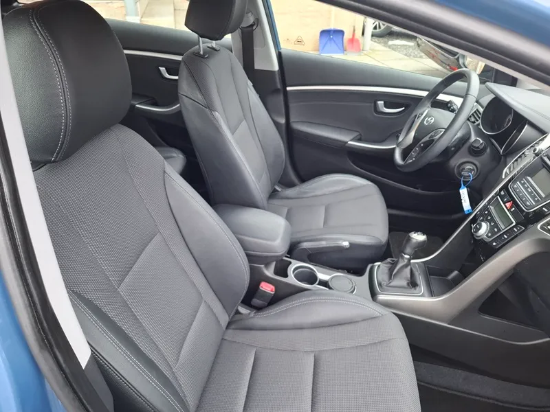 hyundai i30 1.4 crdi*trend*klima*park.senzori* - slika 12