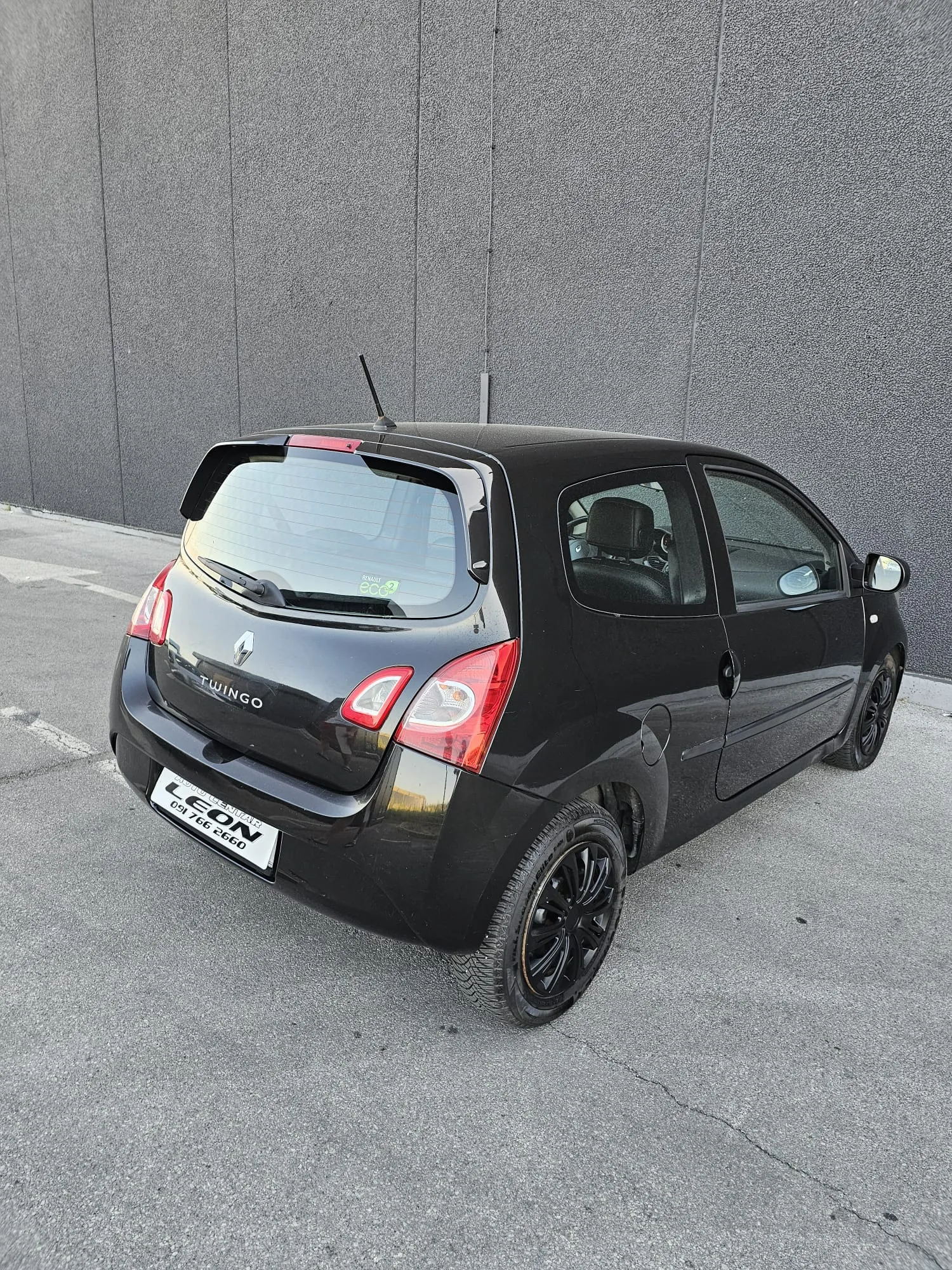 renault twingo 1,2 16v lev 2013. g 147000 - slika 4