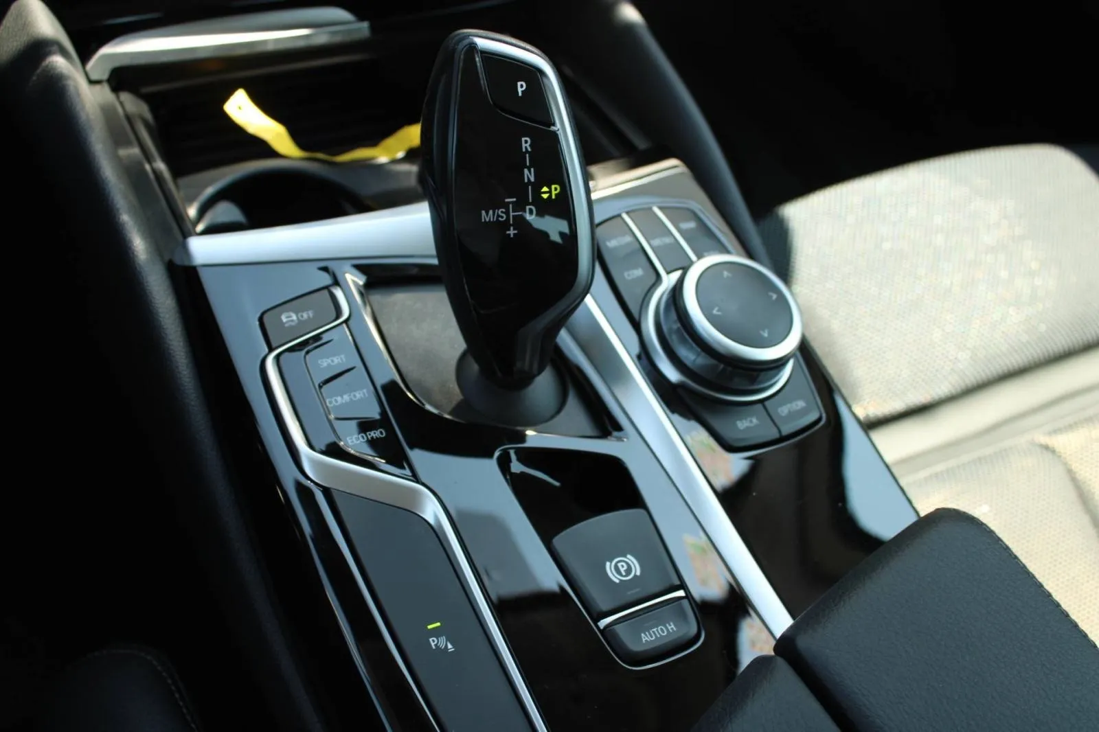 bmw serija 5 540d xdrive sportline automatik - nije uvoz - slika 17