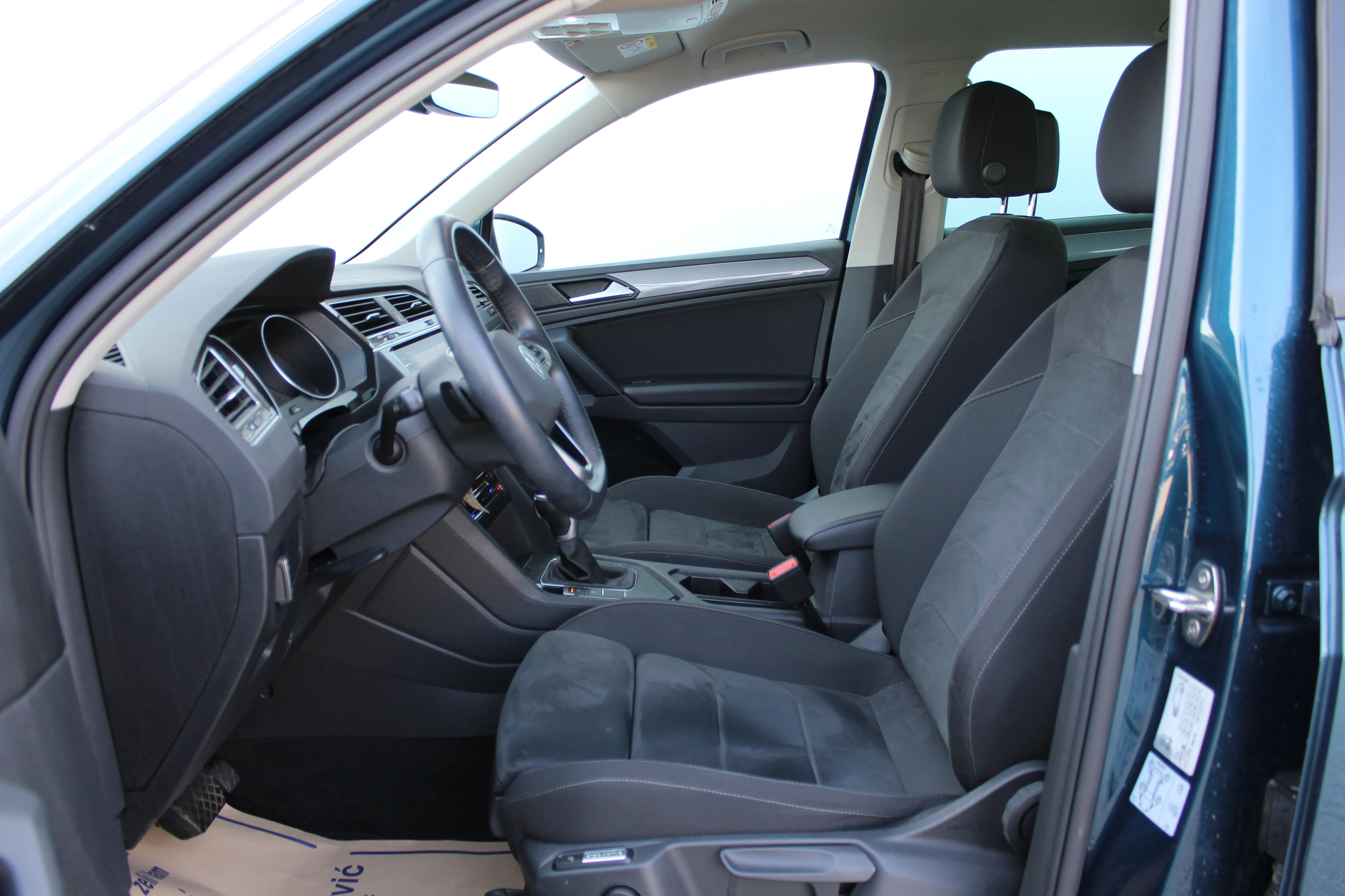 13110 volkswagen tiguan 2.0 tdi dsg life - slika 8