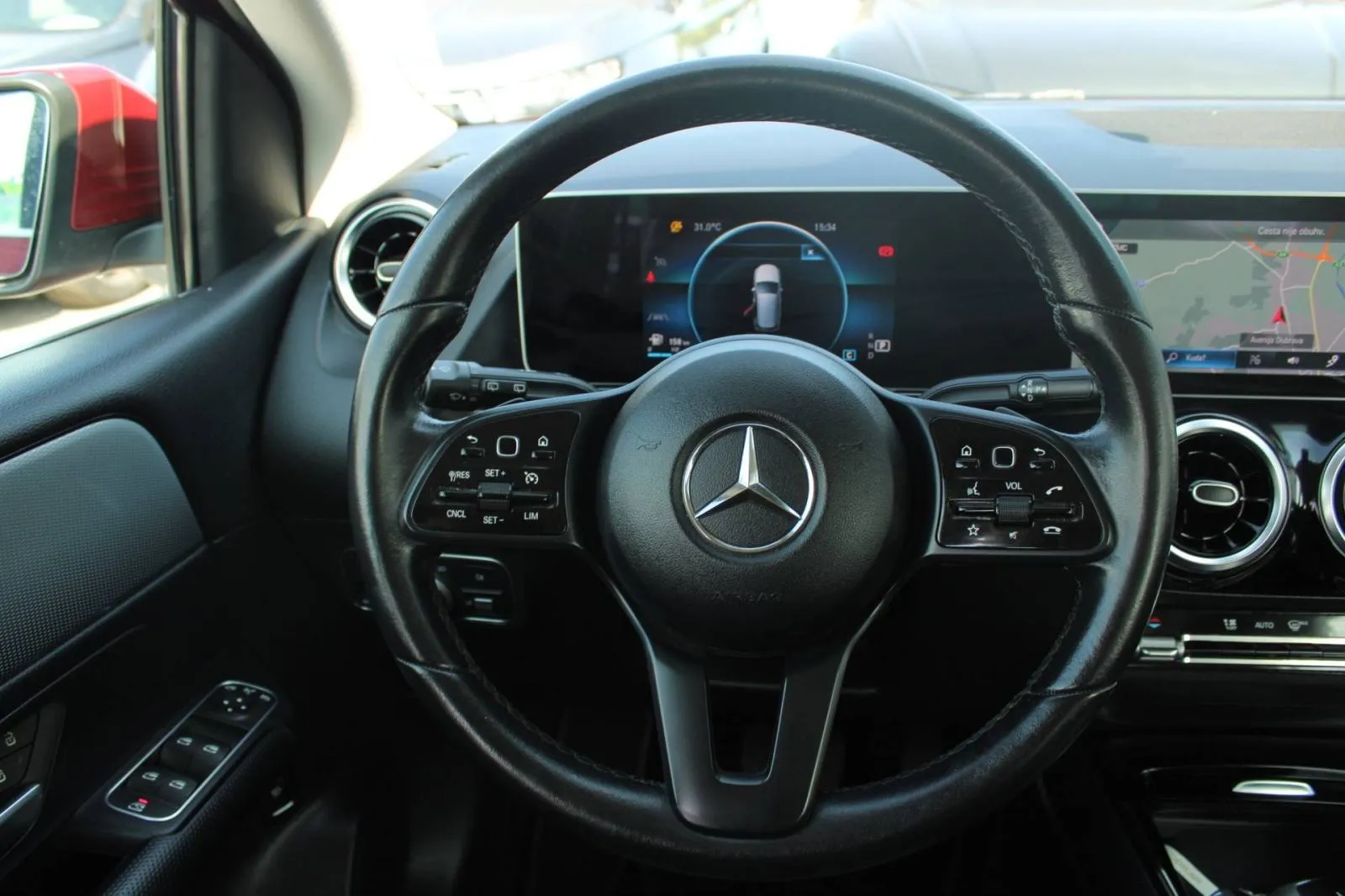 mercedes-benz klasa b 180d autoamtik *led, navigacija, kamera* - slika 6