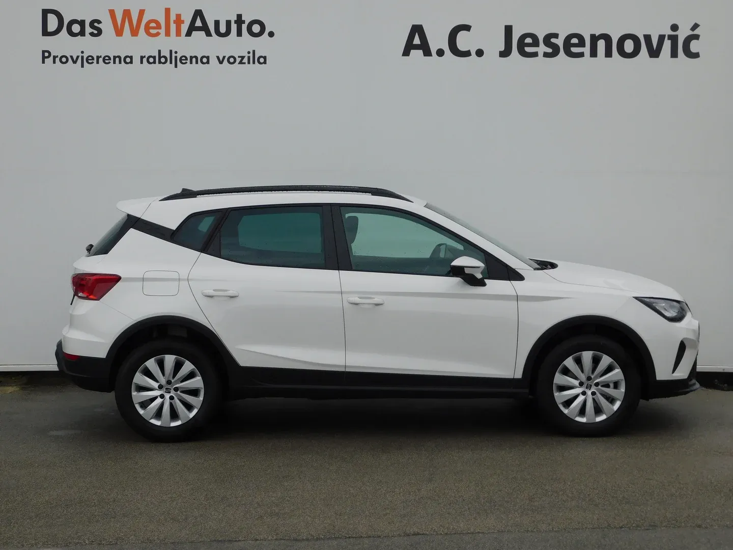 09460 seat arona 1.0 tsi style - slika 4