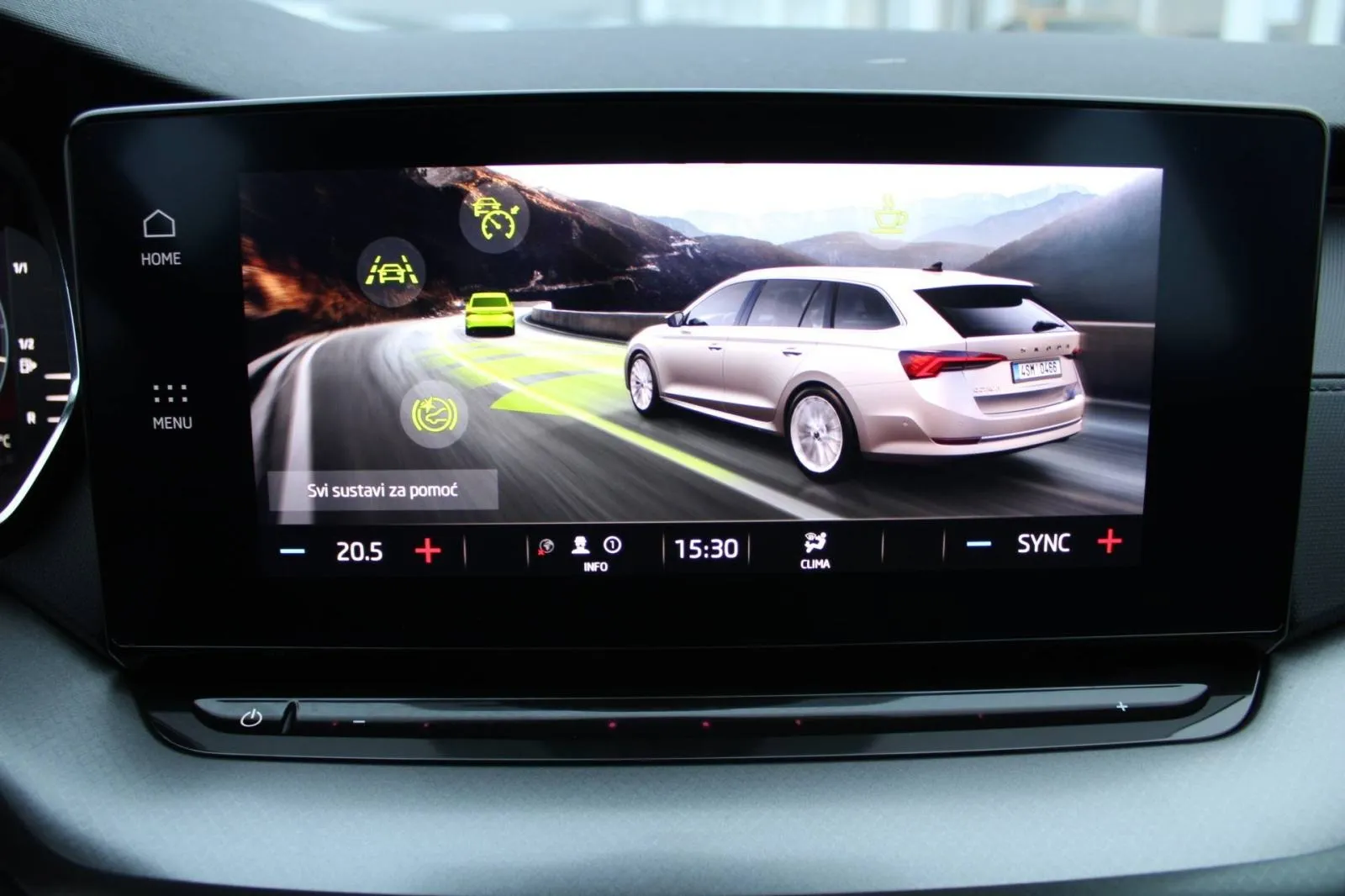 škoda octavia combi 2.0 tdi dsg executive *led, navigacija* - slika 17