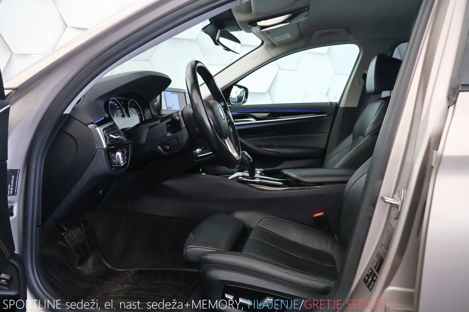 bmw serija 5 touring: 520da xdrive sportline 191km adapt.led virtual - slika 9
