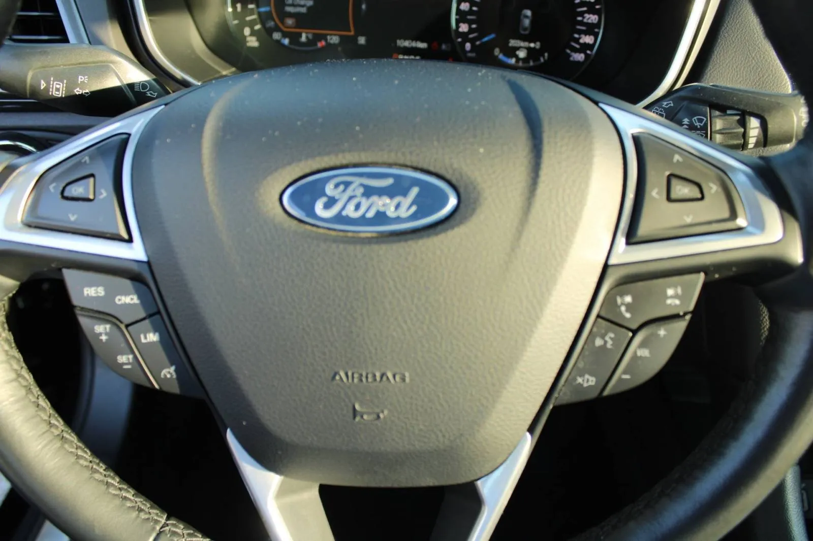 ford mondeo karavan 2.0 tdci automatik titanium - slika 16