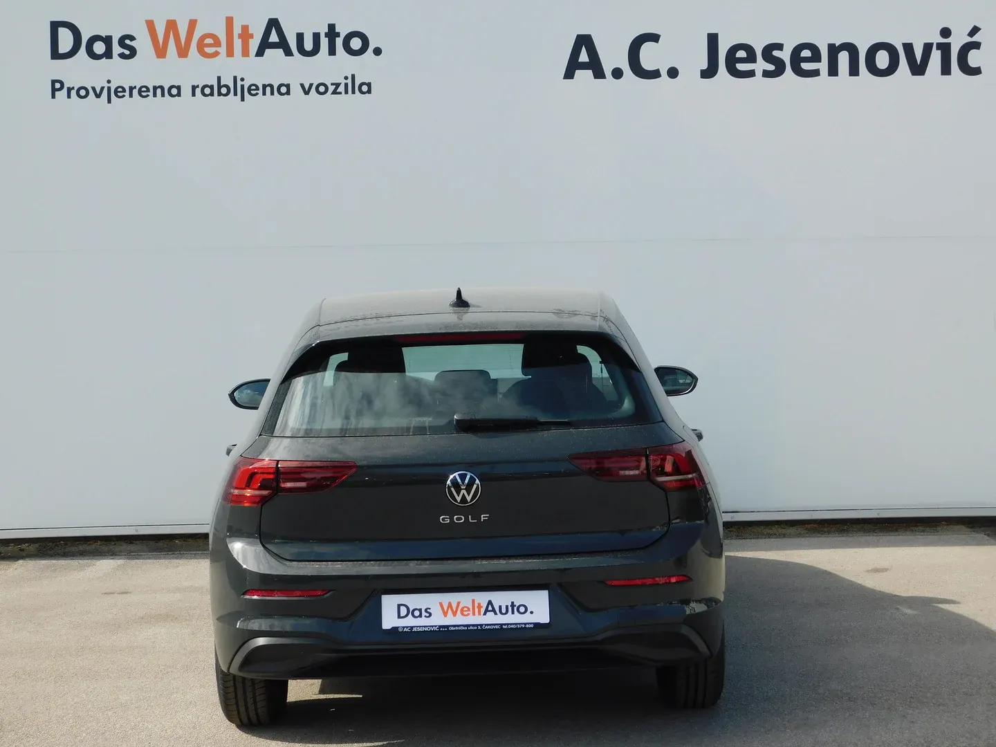 12816 volkswagen golf 8 2.0 tdi - slika 5
