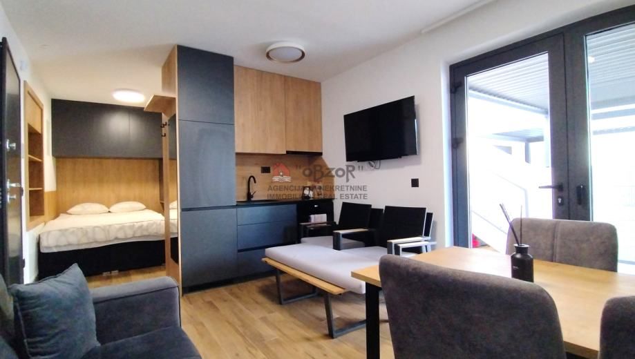 petrčane-punta radman, tri namještena stana+wellness+dvorište - slika 3