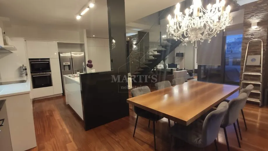 radnička, luksuzan stan, 5 soba, 2 etaže, 180m2, terasa, gpm (prodaja) - slika 5