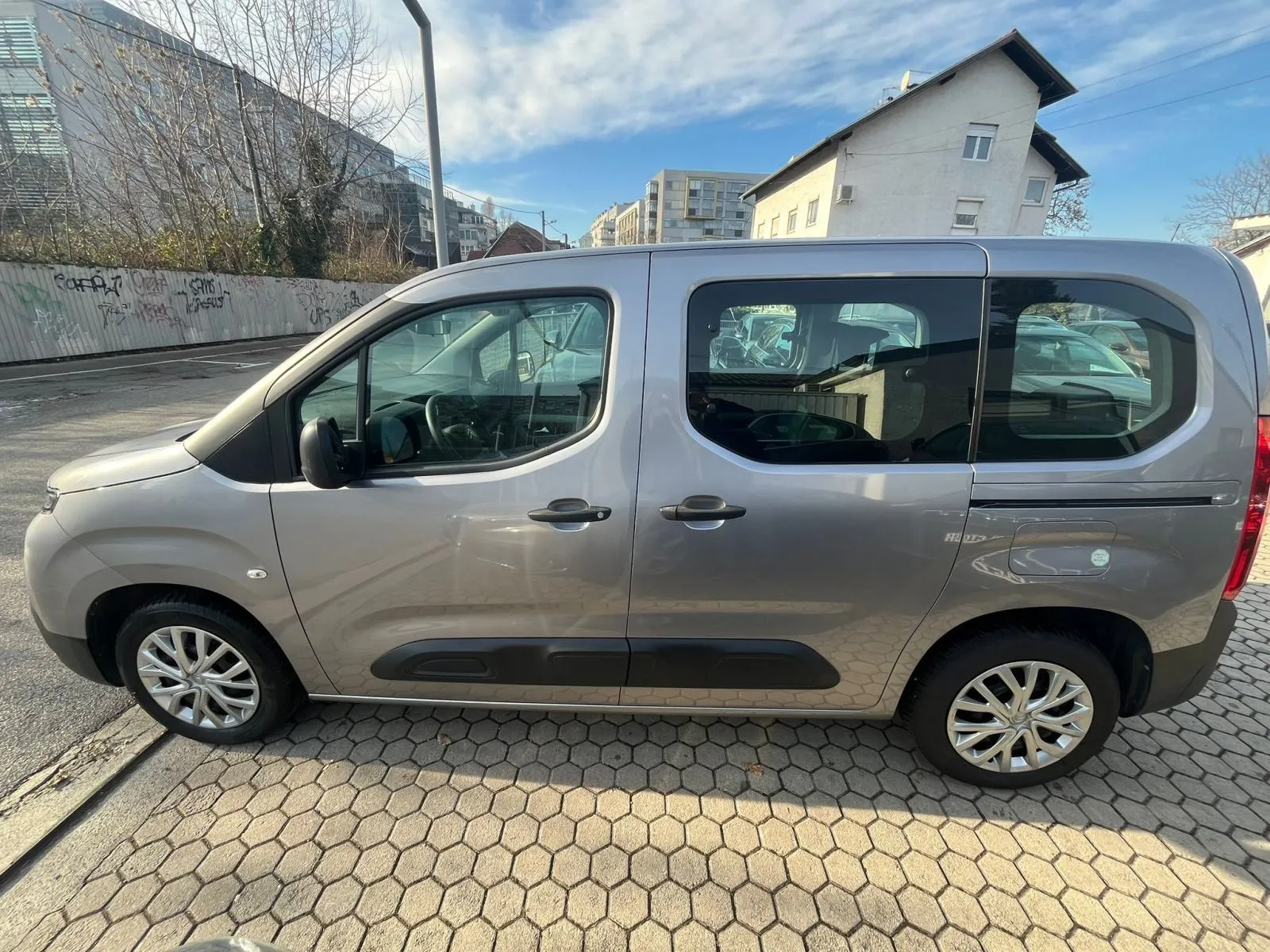 citroën berlingo 1,2 multispace s&s live m, mf ekran, 4x garancije! - slika 4
