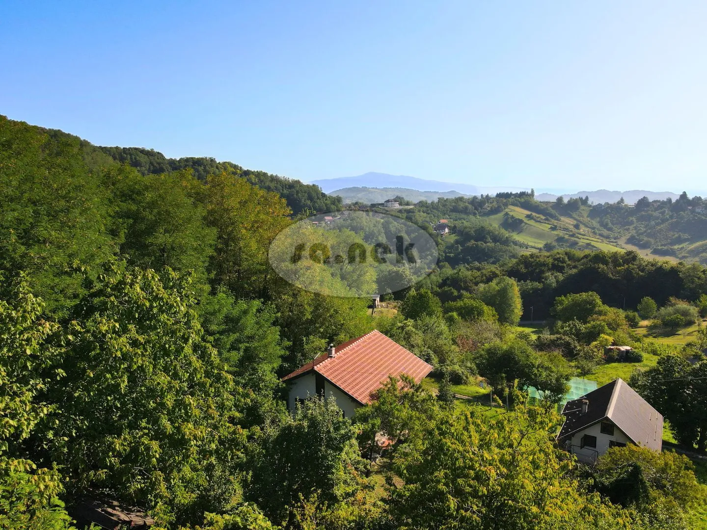 vikendica u mirnom okruženju- okolica samobora - slika 3