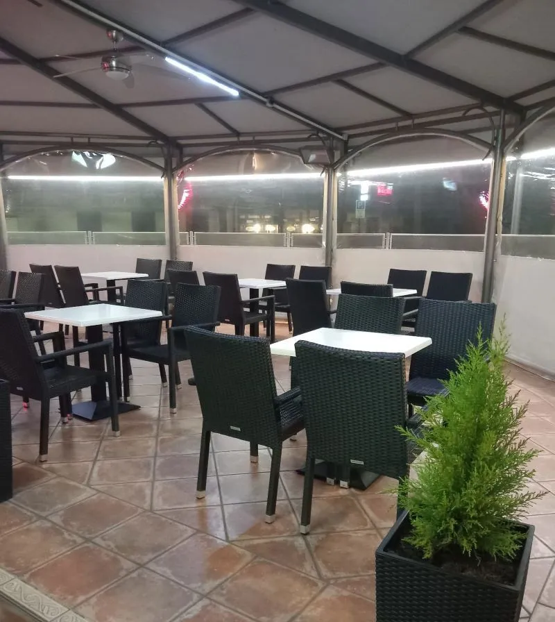ugostiteljski objekt u centru samobora - slika 7