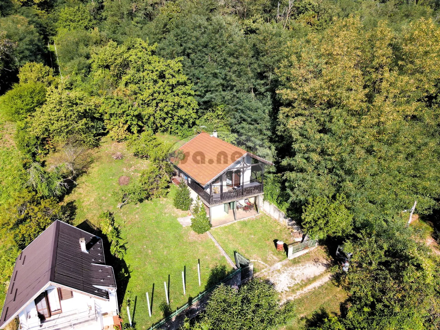 vikendica u mirnom okruženju- okolica samobora - slika 2