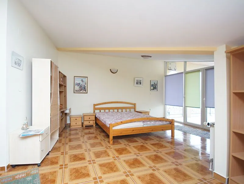 turistički objekt sa šest apartmana - komarna (dubrovačko-neretvanska županija) - slika 14