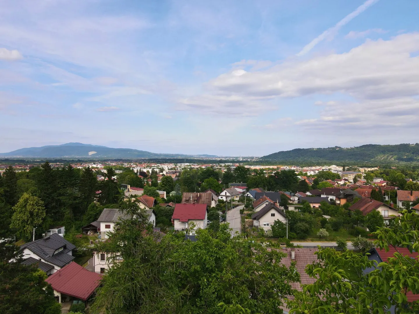 građevinsko zemljište na ekskluzivnoj lokaciji - slika 3