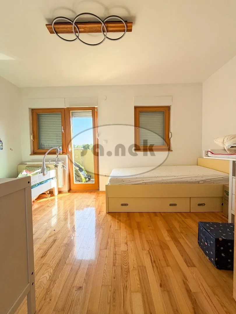 prostrana kuća sa 6 spavaćih soba - samobor - slika 6
