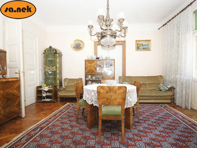 Poslovno stambeni objekt u centru Samobora