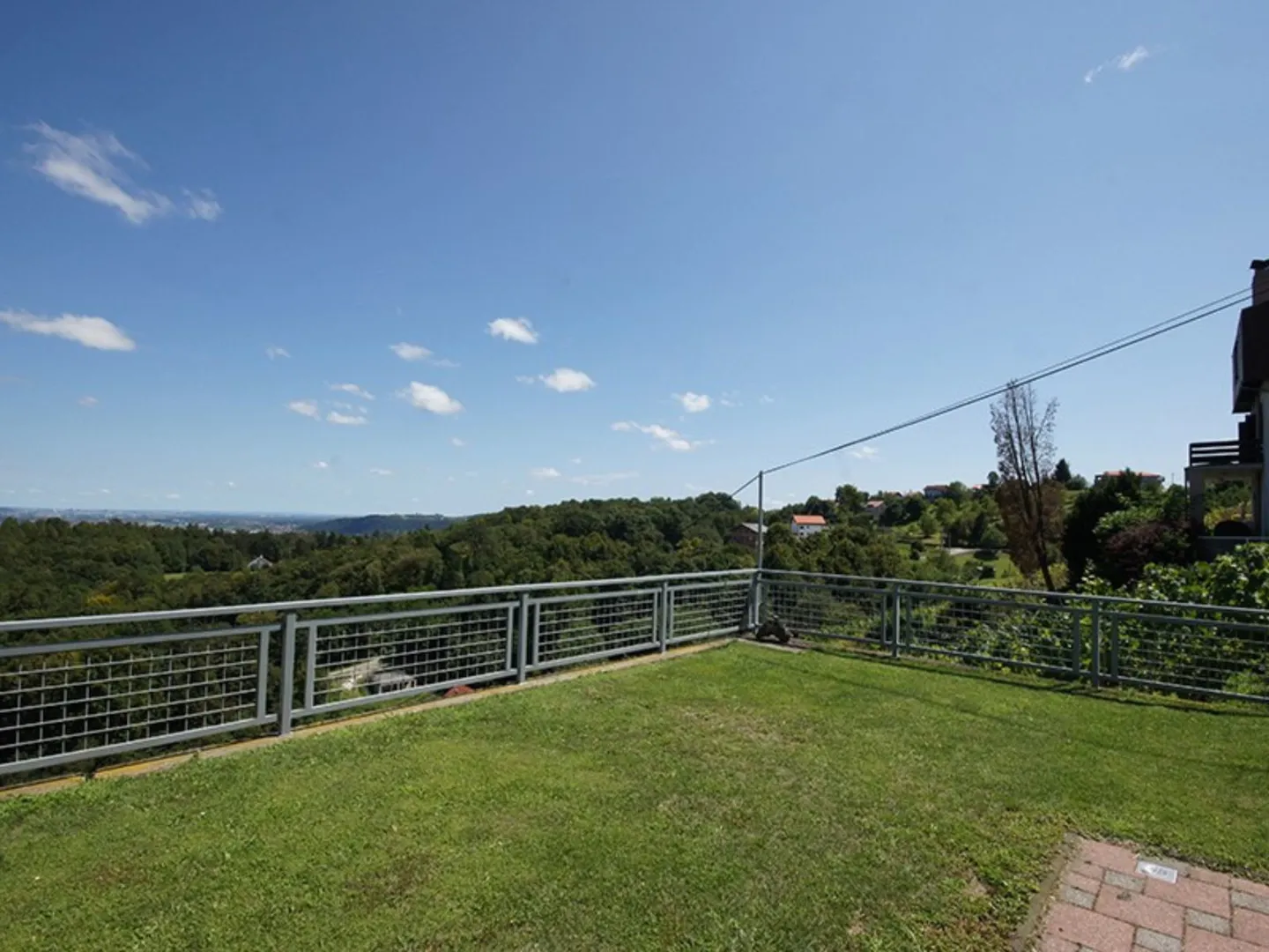 kuća s veličanstvenim pogledom - slika 2