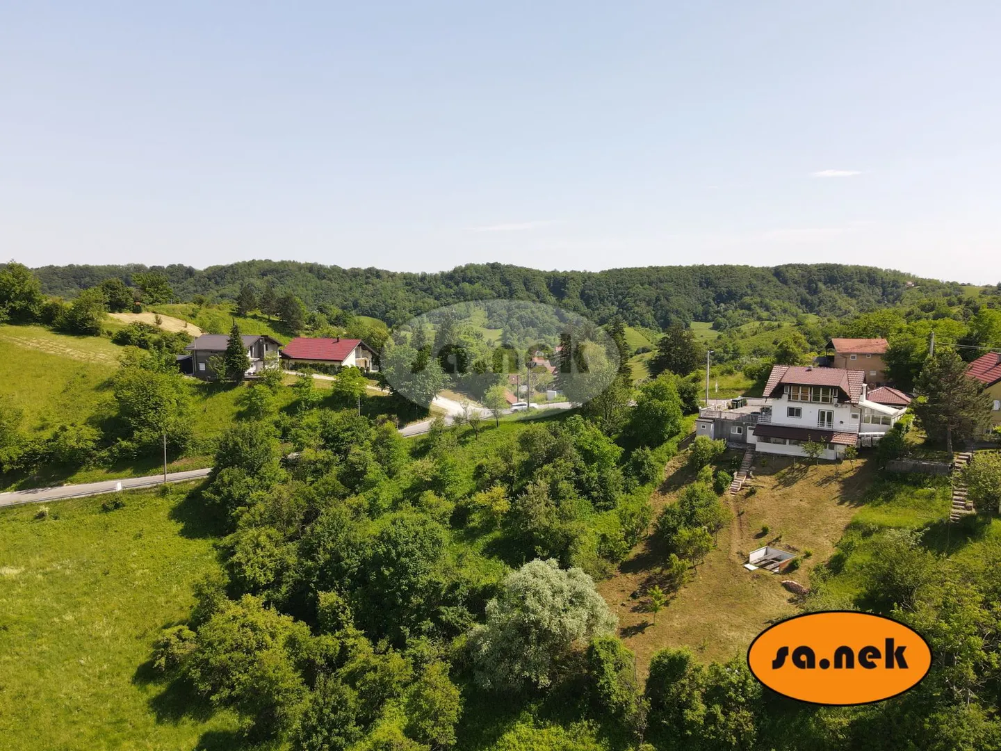 Zemljište s građevinskom dozvolom u okolici Samobora - Molvice, Samobor