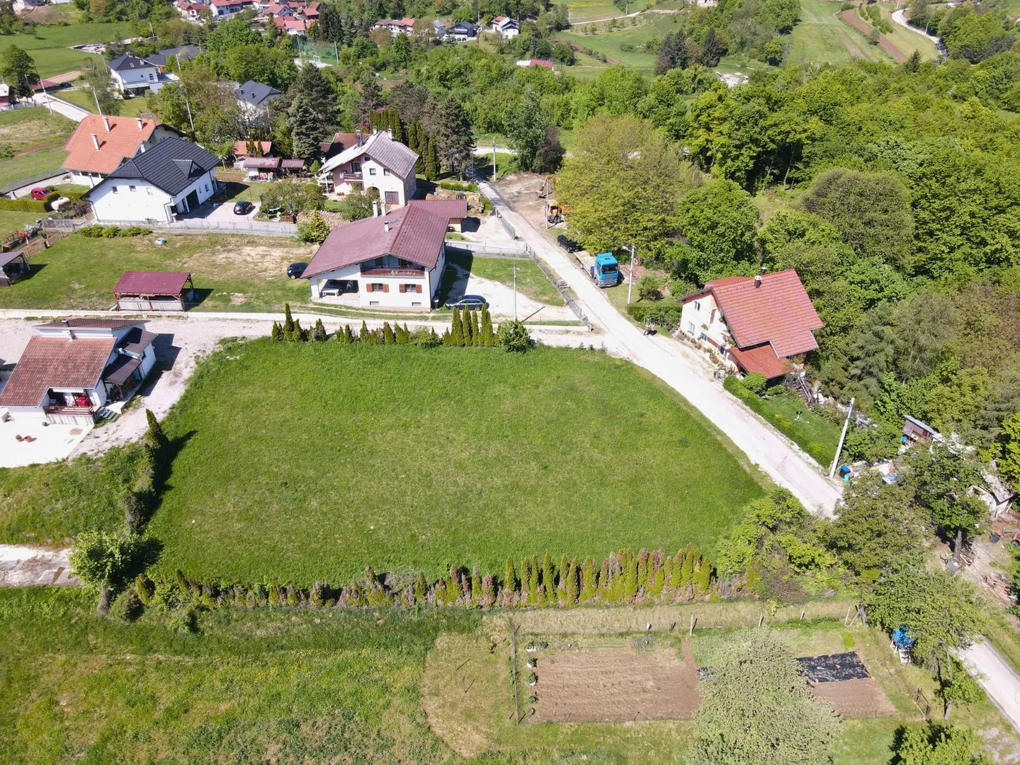 zemljište mala jazbina - slika 3