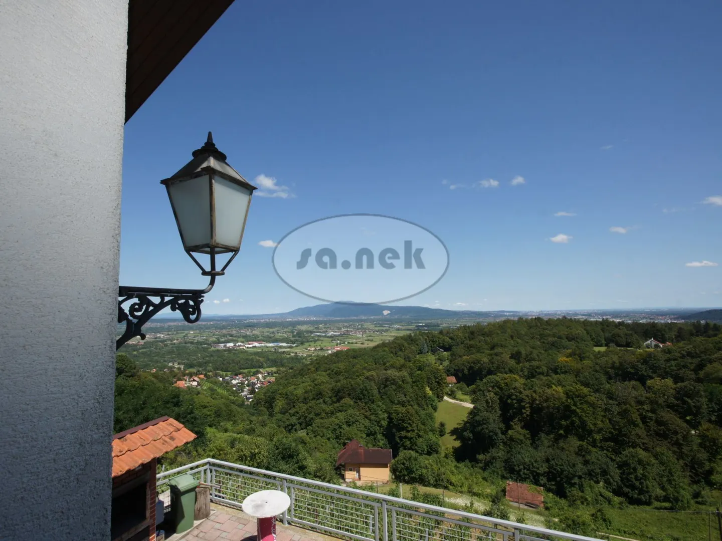 kuća s veličanstvenim pogledom - slika 11