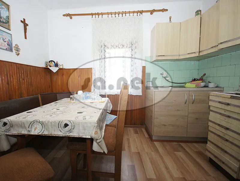 tri objekta u velikom lipovcu - samobor - slika 8