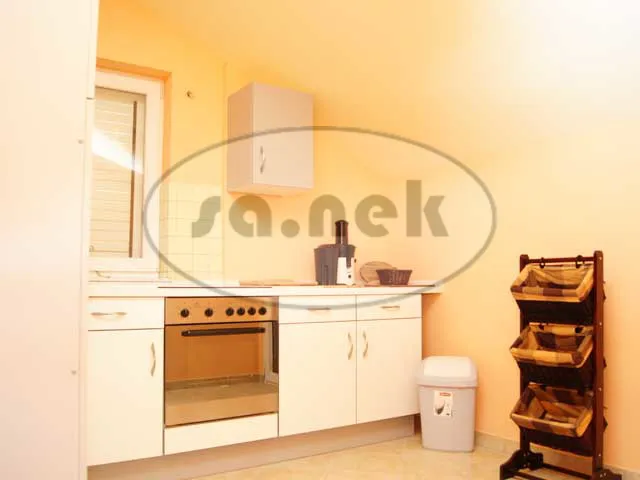 četverosoban apartman-novalja - slika 2
