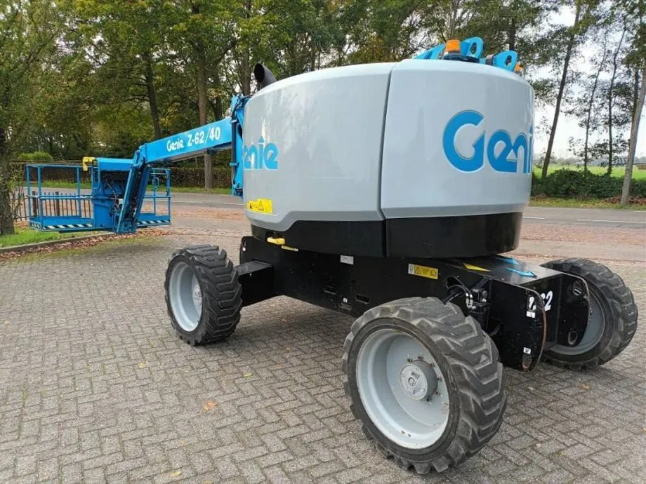samohodna podizna platforma genie z 62/40 rt, radna visina 22 m - slika 6