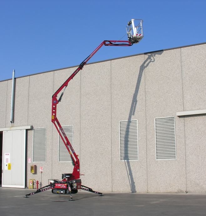 samohodna platforma hinowa goldlift 1470 na gumenim gusjenicama - slika 6